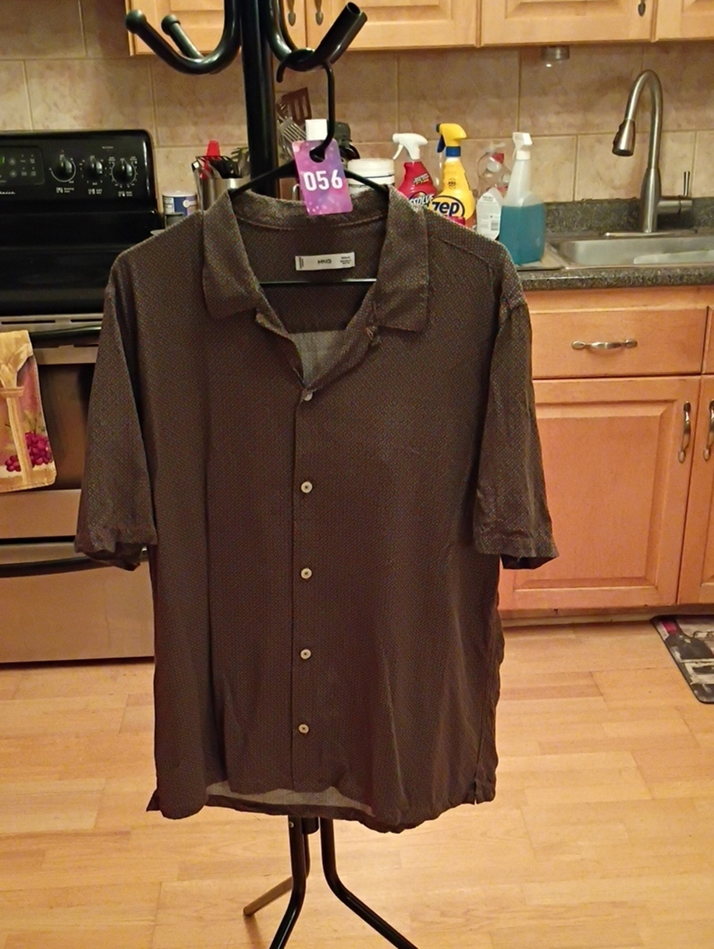 Short-Sleeve Casual Button-Down Shirt in Brown by Unbranded